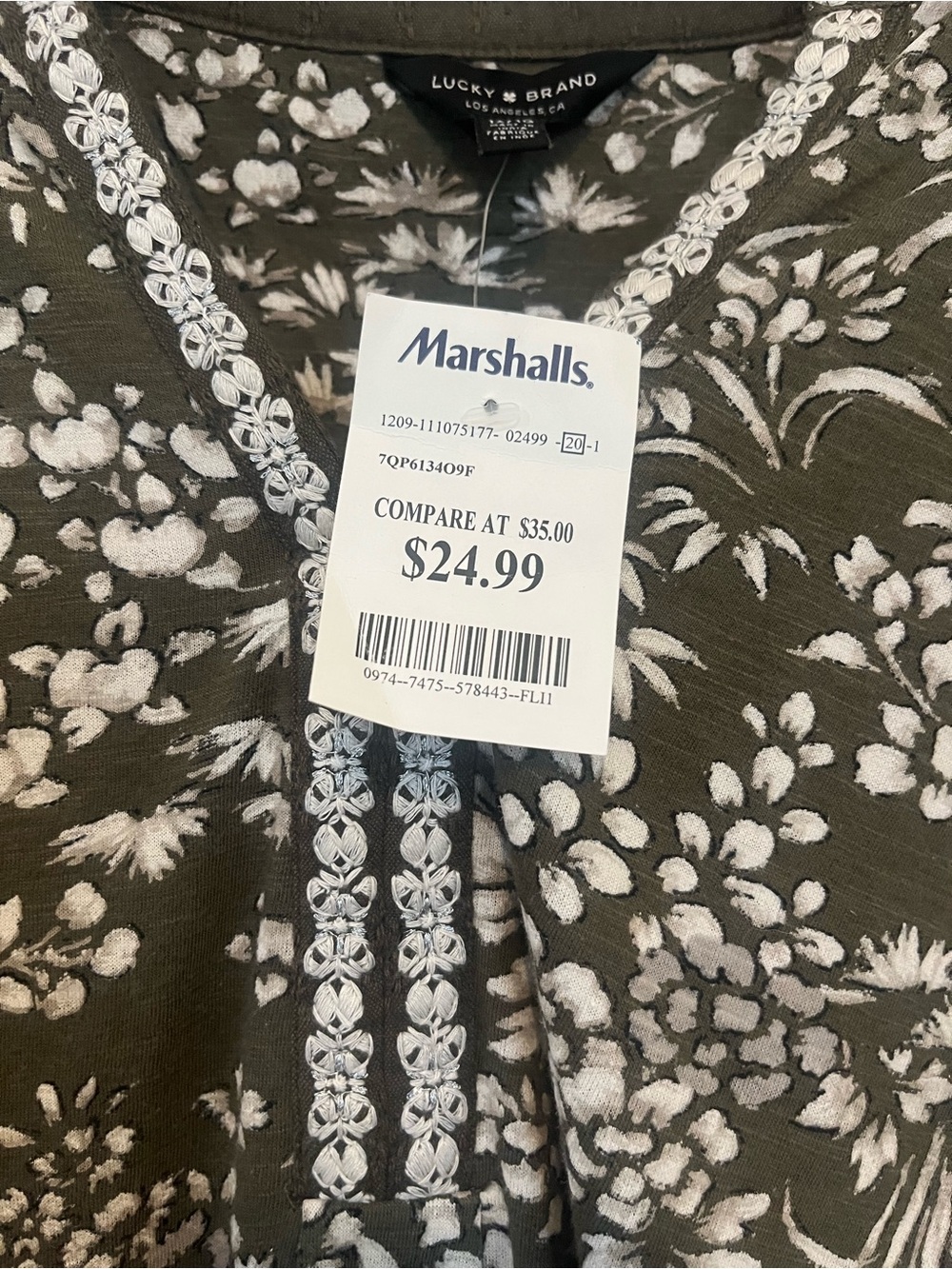 Lucky Brand Olive Green and Cream Floral Embroidered Top - Picture 9 of 9